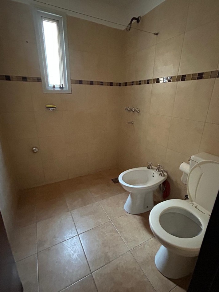 VENTA DEPARTAMENTO 3 DORMITORIOSC CON COCHERA - PUEYRREDON.