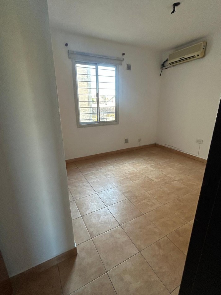 VENTA DEPARTAMENTO 3 DORMITORIOSC CON COCHERA - PUEYRREDON.