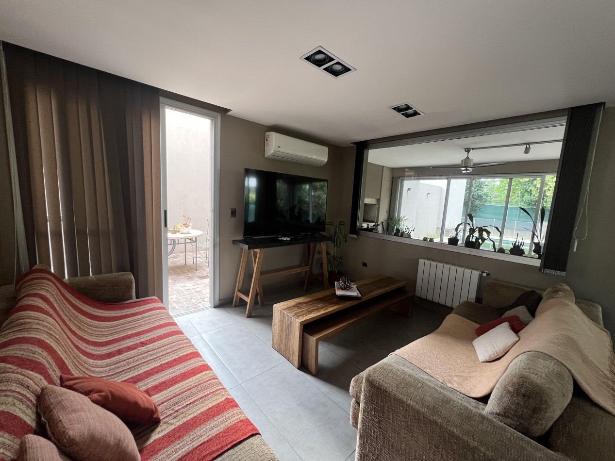 CAÑUELAS VILLAGE - CASA EN VENTA 3 DORMITORIOS CON PILETA.