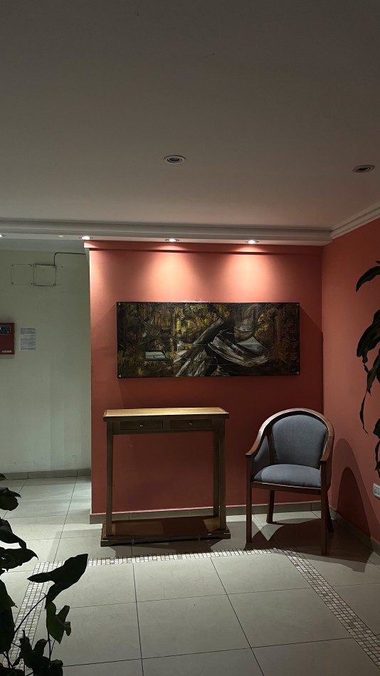 VENTA GENERAL PAZ - DEPARTAMENTO DE 2 DORMITORIOS FRENTE A LA PLAZA ALBERDI.