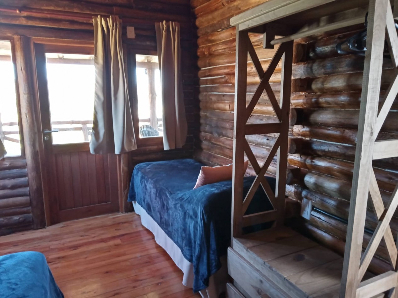 COMPLEJO DE 4 CABAÑAS VENTA LOS ESPINILLOS - POTRERO DE GARAY 