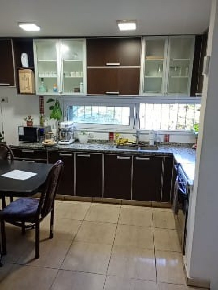 CAMINO AL CUADRADO - VENDO CASA DE 3 DORMITORIOS CON PILETA