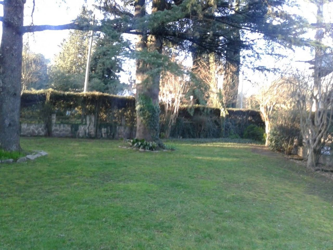 CABANA - VENTA CASA CHALET DE 3 DORMITORIOS CON PILETA.