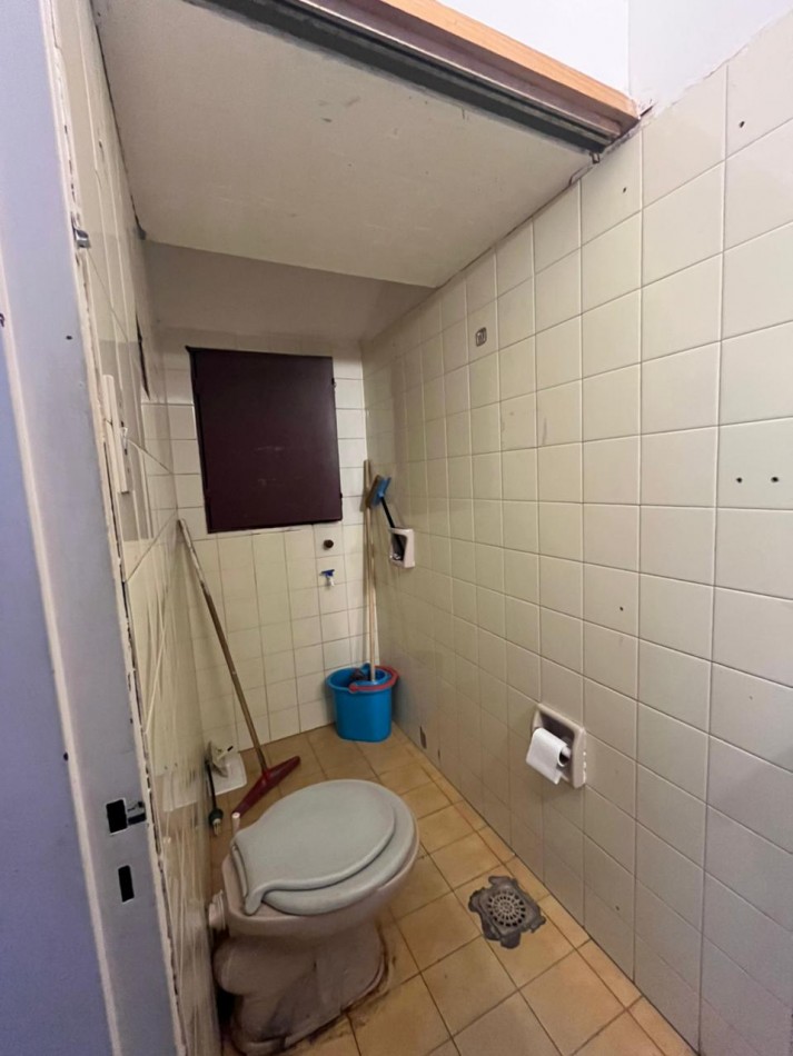 LOCAL EN VENTA - CENTRO DE CORDOBA. 