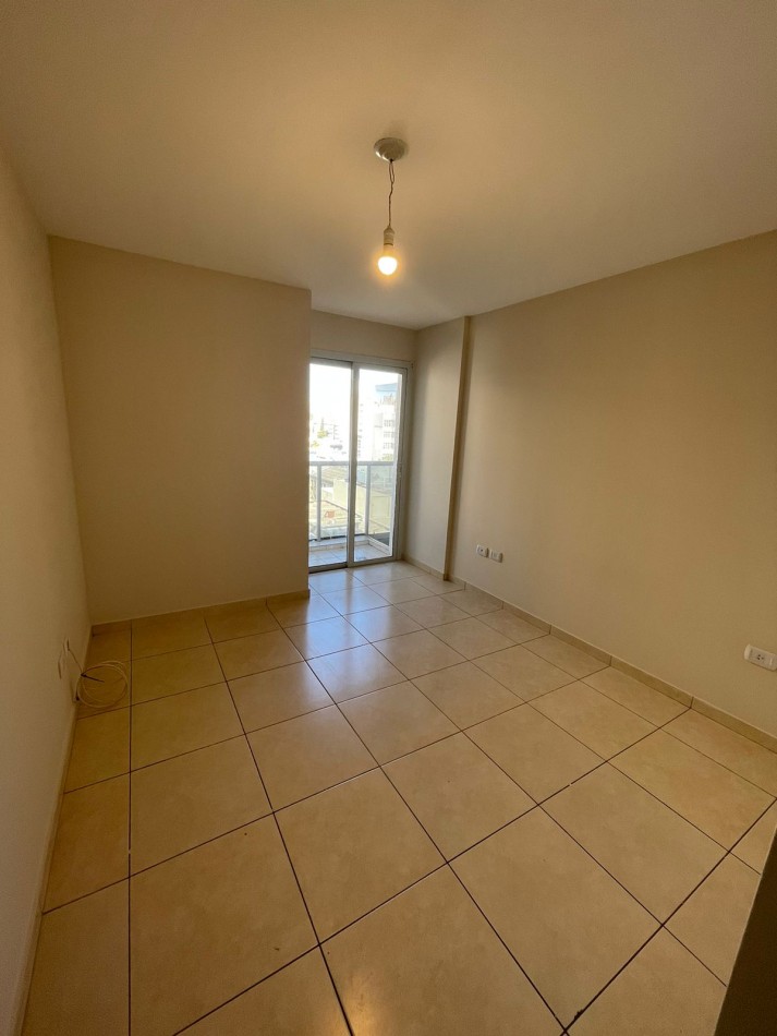 VENTA DPTO 1 DORMITORIO AV OLMOS 500