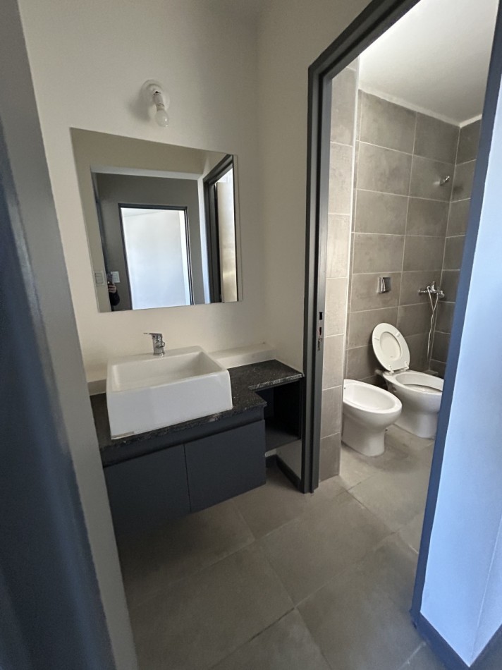 EDIFICIO "BALCONES DEL ABASTO" BARRIO GENERAL PUEYRREDON