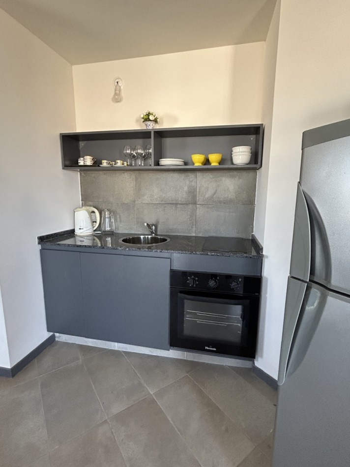 EDIFICIO "BALCONES DEL ABASTO" BARRIO GENERAL PUEYRREDON