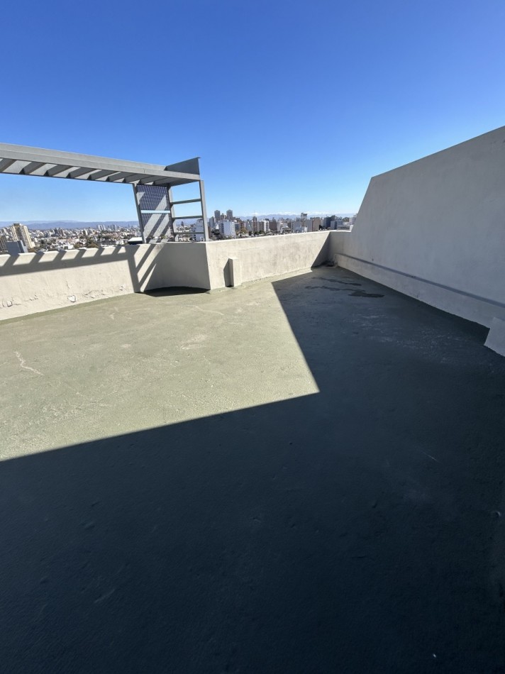 EDIFICIO "BALCONES DEL ABASTO" BARRIO GENERAL PUEYRREDON