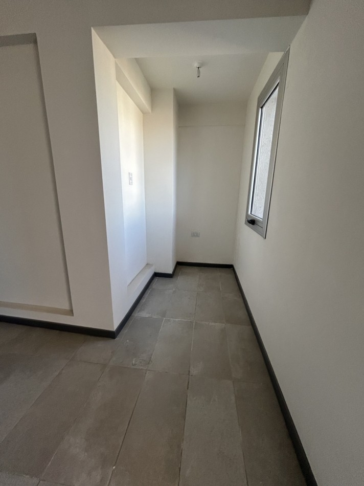 EDIFICIO "BALCONES DEL ABASTO" BARRIO GENERAL PUEYRREDON