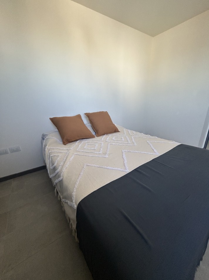 EDIFICIO "BALCONES DEL ABASTO" BARRIO GENERAL PUEYRREDON