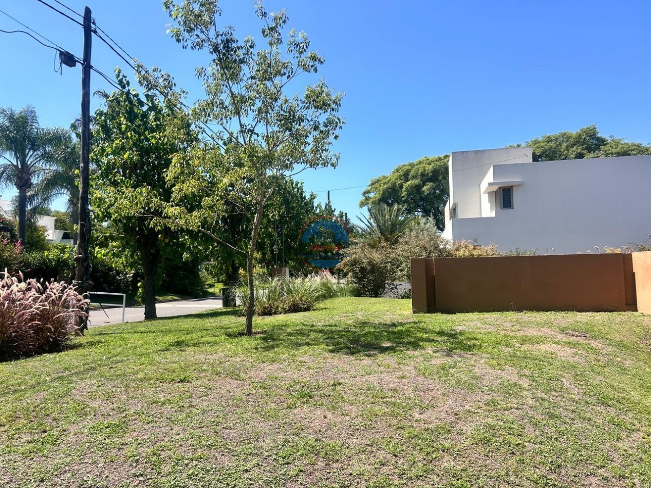 LAS DELICIAS - CASA EN ALQUILER 3 DORMITORIOS. 