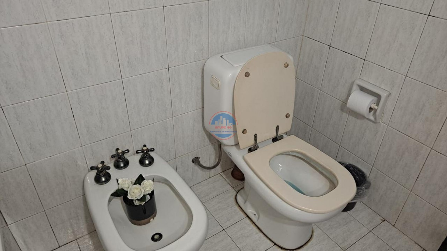 VENTA CASA EN VILLA GRAL BELGRANO CON PISCINA 