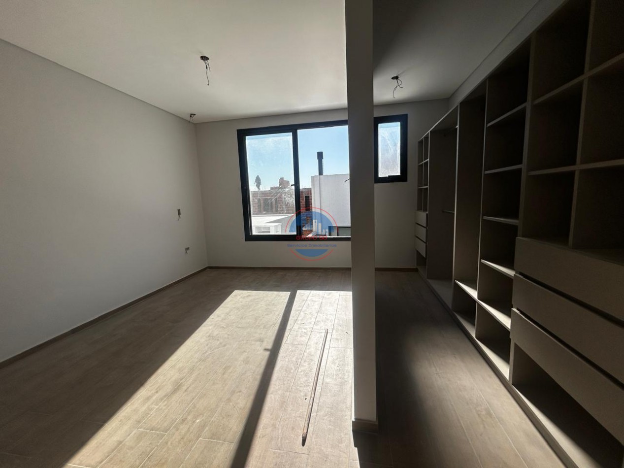 RINCONES DE MANANTIALES - CASA DE 3 DORMITORIOS Y COCHERA DOBLE.