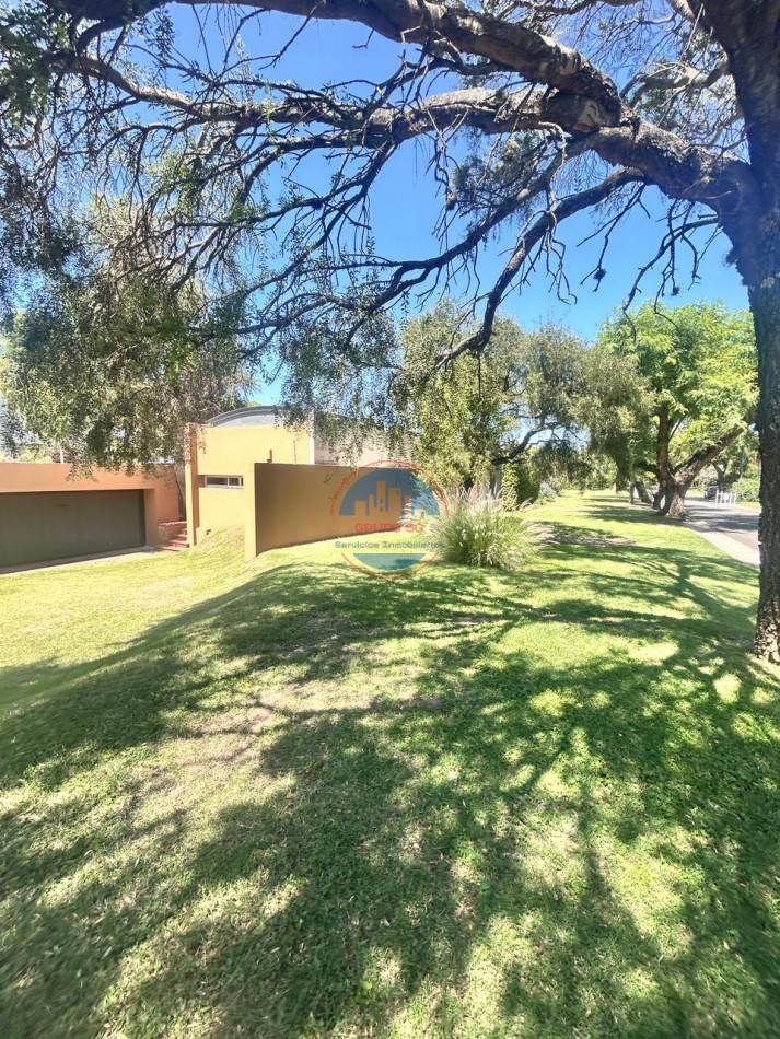 LAS DELICIAS - CASA EN ALQUILER 3 DORMITORIOS. 