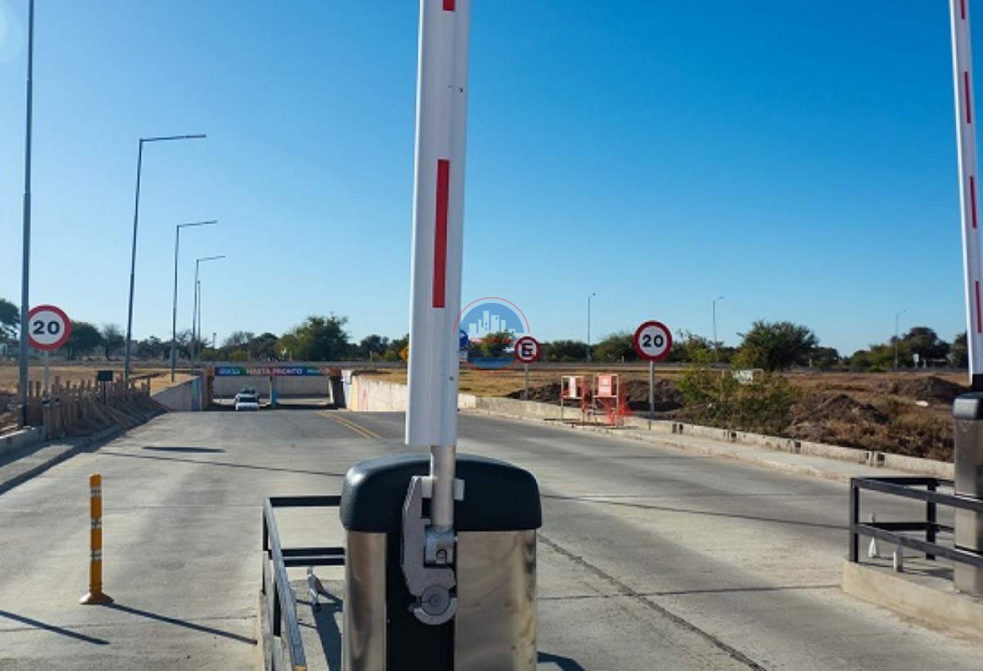 TERRENO EN VENTA DOCTA CENTRAL CON TODOS LOS SERVICIOS - Grupo SG