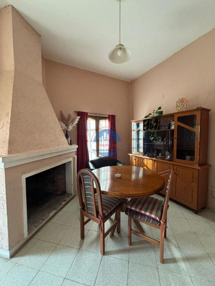 VILLA ALLENDE - CASA DE 4 DORMITORIOS.