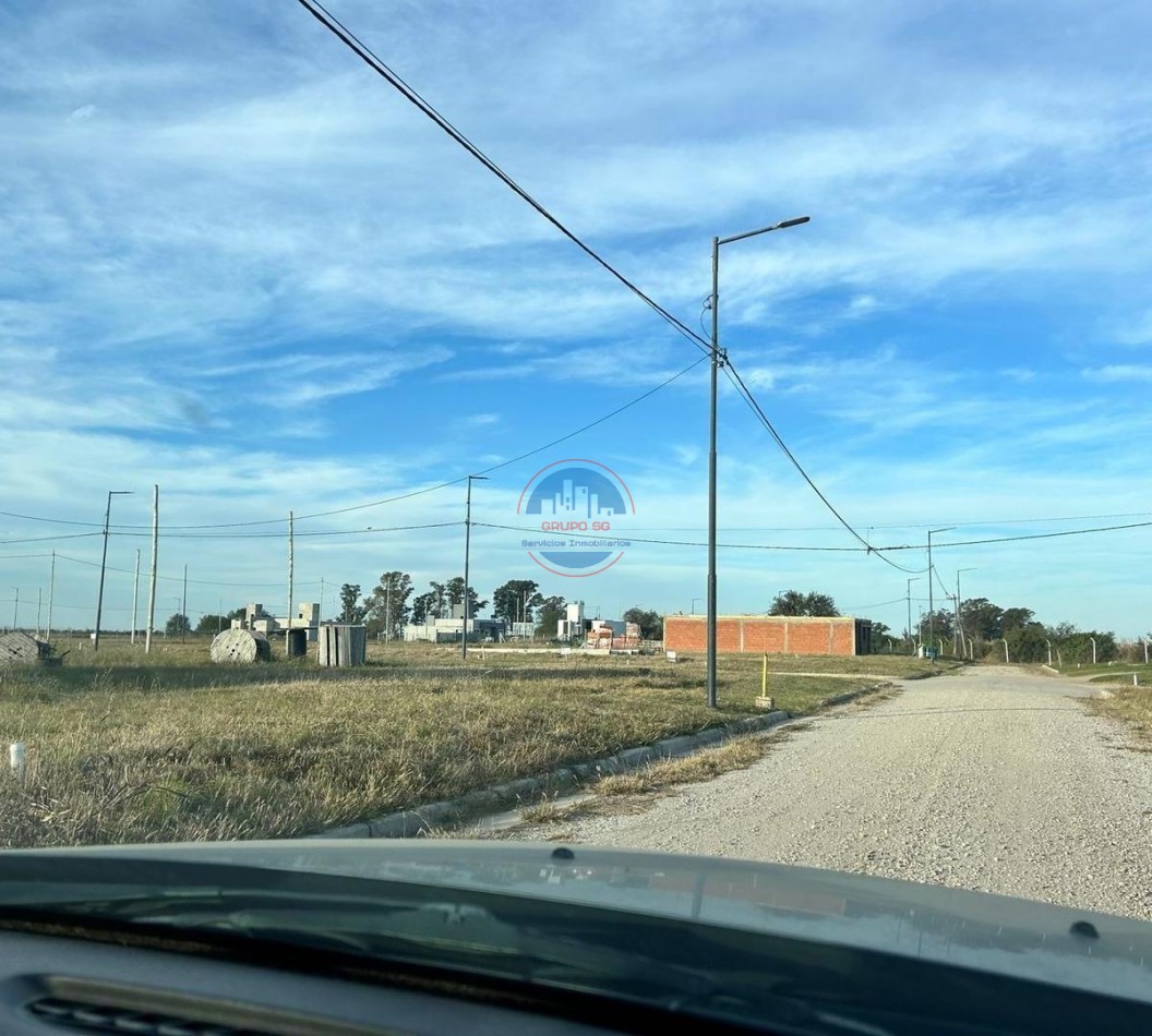 VENDO TERRENO EN BARRIO LA ERNESTINA - CAMINO MALAGUEÑO