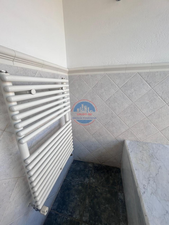 LAS DELICIAS - CASA EN ALQUILER 3 DORMITORIOS. 