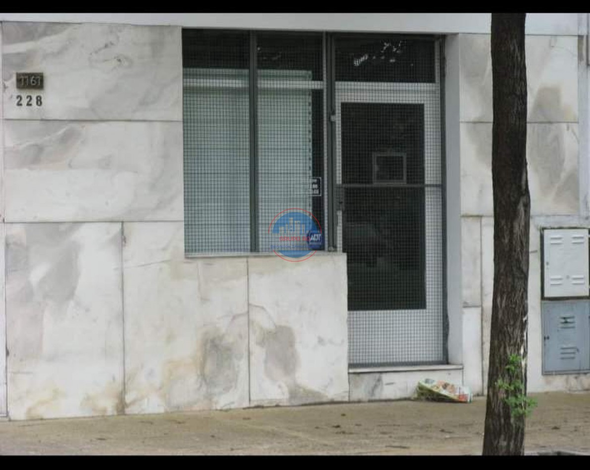 CASA EN VENTA BARRIO PUEYRREDON 4 DORMITORIOS - APTA CREDITO