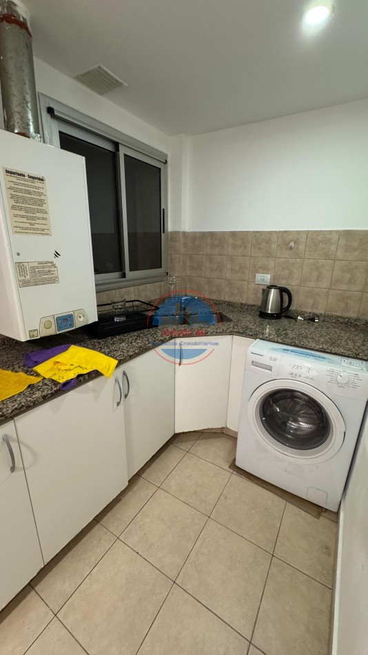 CENTRO - DEPARTAMENTO EN VENTA 2 DORMITORIOS- OPCION AMOBLADO.