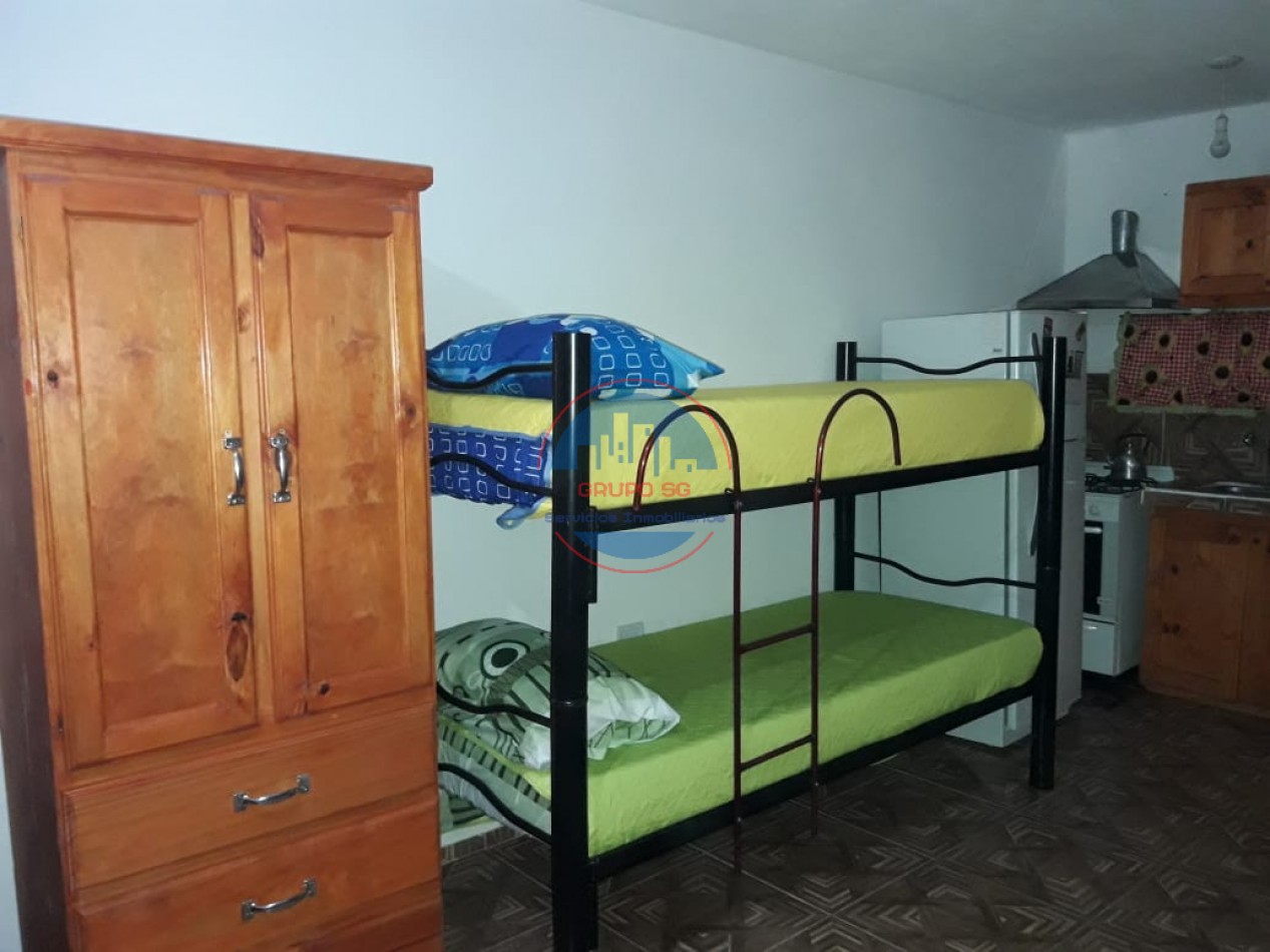 VENDO COMPLEJO POSADA DE 8 DORMITORIOS  - MINA CLAVERO 