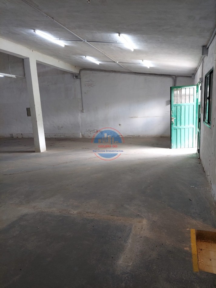 GALPON CON OFICINA EN VILLA ALLENDE