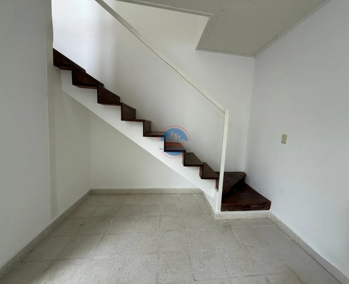 VILLA ALLENDE - DUPLEX EN VENTA DE 2 DORMITORIOS - HOUSING.