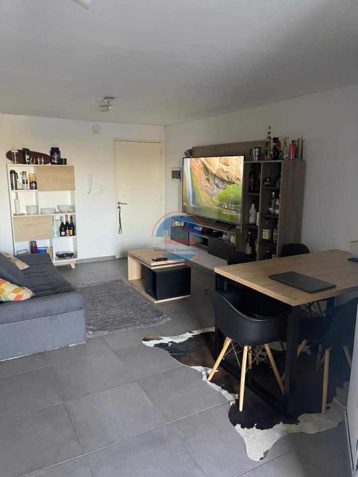 DEPARTAMENTO EN VENTA 1 DORMITORIO, FRENTE A LA UNC. 