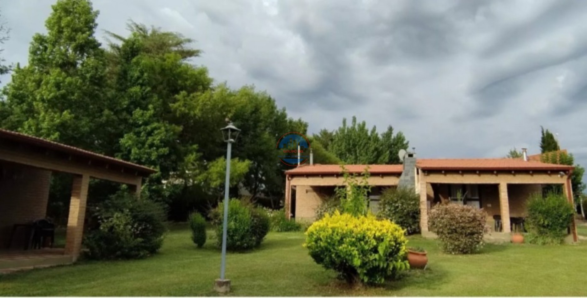 oportunidad - COMPLEJO 6 unidades CON BAJADA AL LAGO - POTRERO DE GARAY 