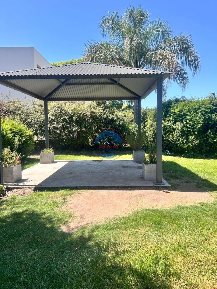 LAS DELICIAS - CASA EN ALQUILER 3 DORMITORIOS. 