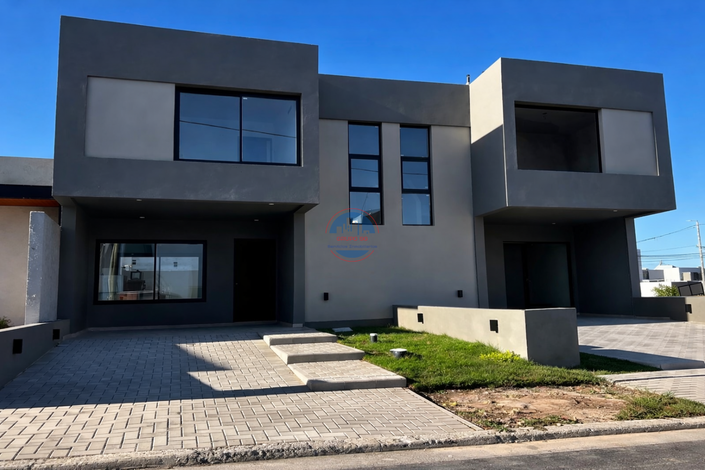 MANANTIALES - VENDO DUPLEX DE 3 DORMITORIOS 