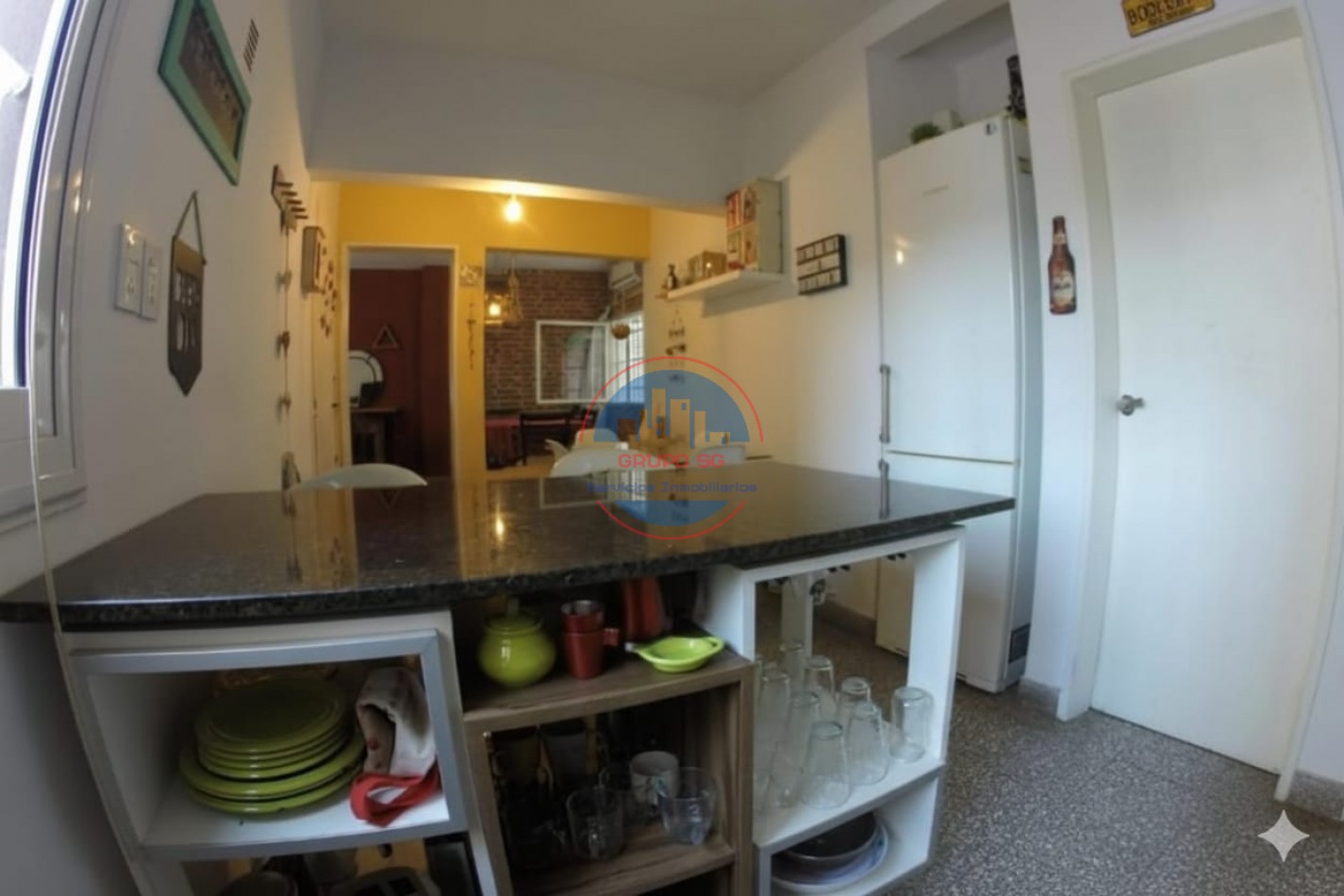 DEPARTAMENTO 2 DORMITORIOS EN VENTA - AMOBLADO.