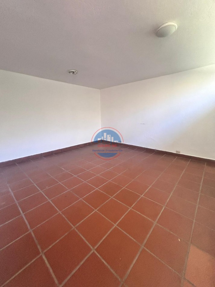 LAS DELICIAS - CASA EN ALQUILER 3 DORMITORIOS. 