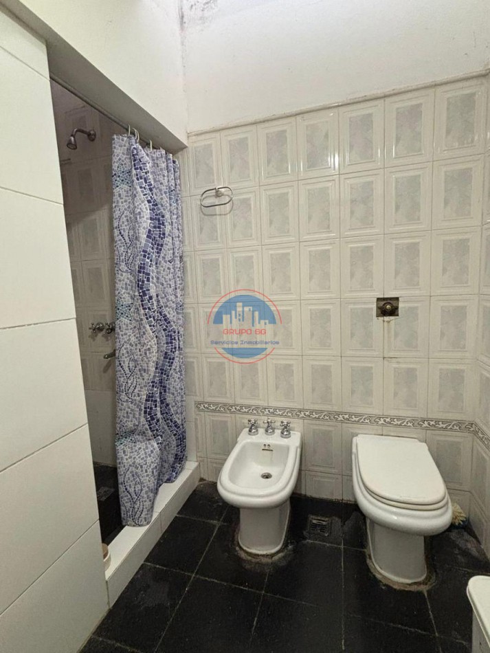 VILLA ALLENDE - CASA DE 4 DORMITORIOS.