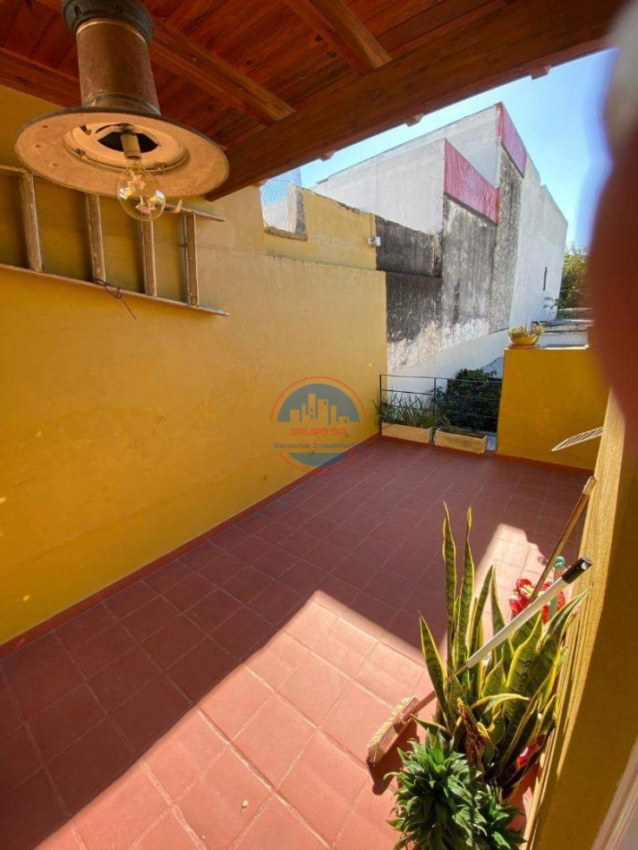 CASA EN VENTA BARRIO PUEYRREDON 4 DORMITORIOS - APTA CREDITO