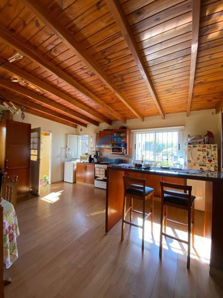CASA EN VENTA BARRIO PUEYRREDON 4 DORMITORIOS - APTA CREDITO