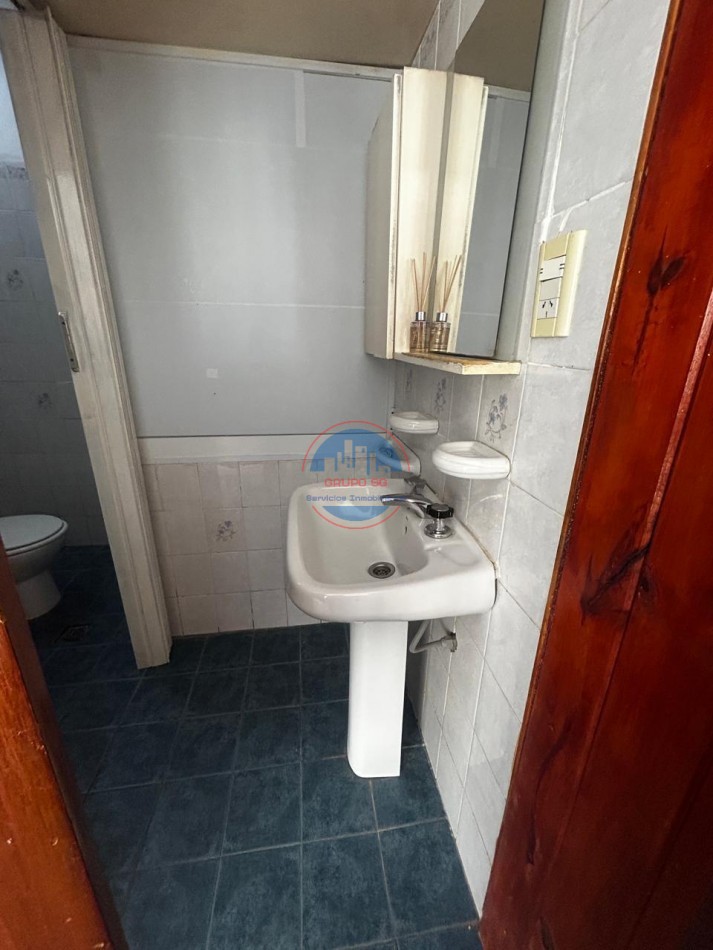 CASA EN VENTA DE 3 DORMITORIOS CON PATIO - GENERAL BUSTOS - CORDOBA.