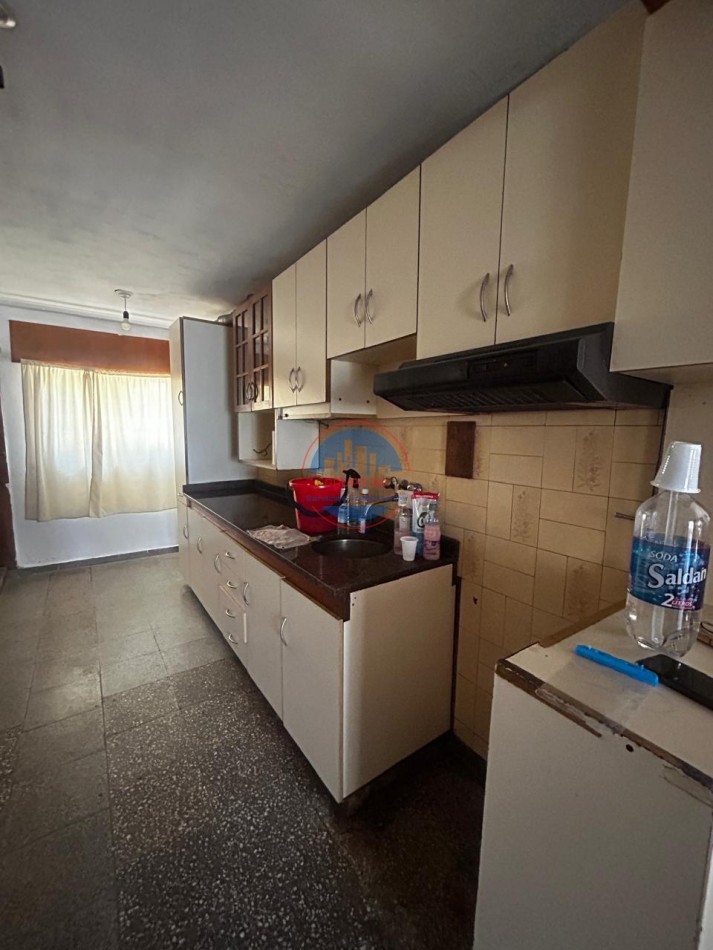 CASA EN VENTA DE 3 DORMITORIOS CON PATIO - GENERAL BUSTOS - CORDOBA.