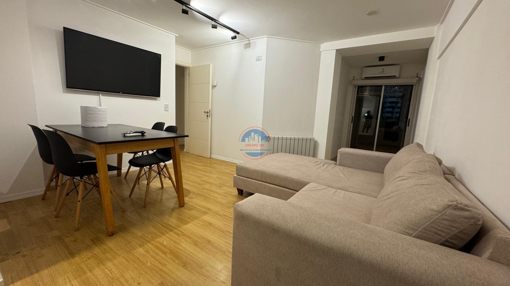 CENTRO - DEPARTAMENTO EN VENTA 2 DORMITORIOS- OPCION AMOBLADO.