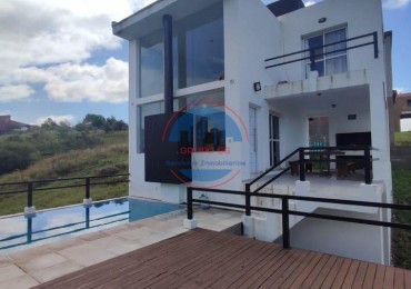 VENTA CASA EN POTRERO DE GARAY CON PILETA