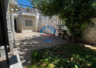 CASA EN VENTA DE 3 DORMITORIOS CON PATIO - GENERAL BUSTOS - CORDOBA.